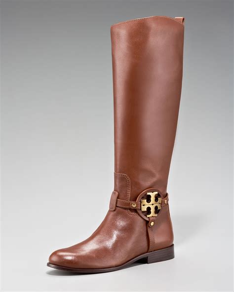 tory burch boots.